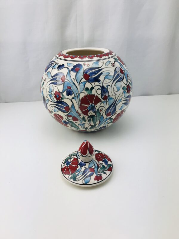 Beautiful Iznik 18 cm Diameter  Ceramic Globe  Vase / Jar with Lid - Image 2