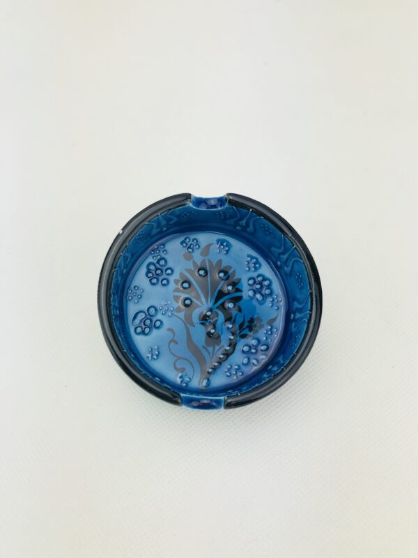 Vintage Figured Ceramic Ashtray, Hand Painted Blue (Printed) Ceramic Smokers Ashtray - Image 7