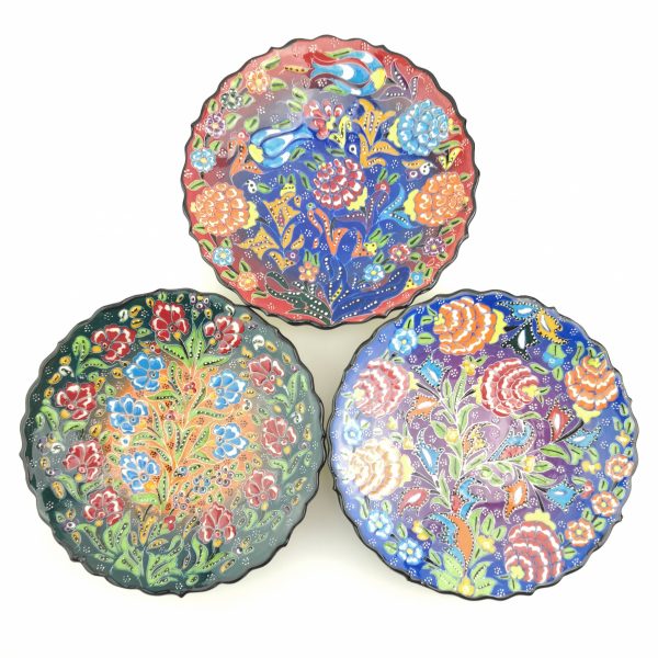 Traditional Wall Hanging Hand Painted Plate(18 cm) - 3 Different Colours - Image 3