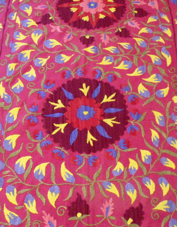 Handmade Floral Pattern Suzani Embroidery Bedspread